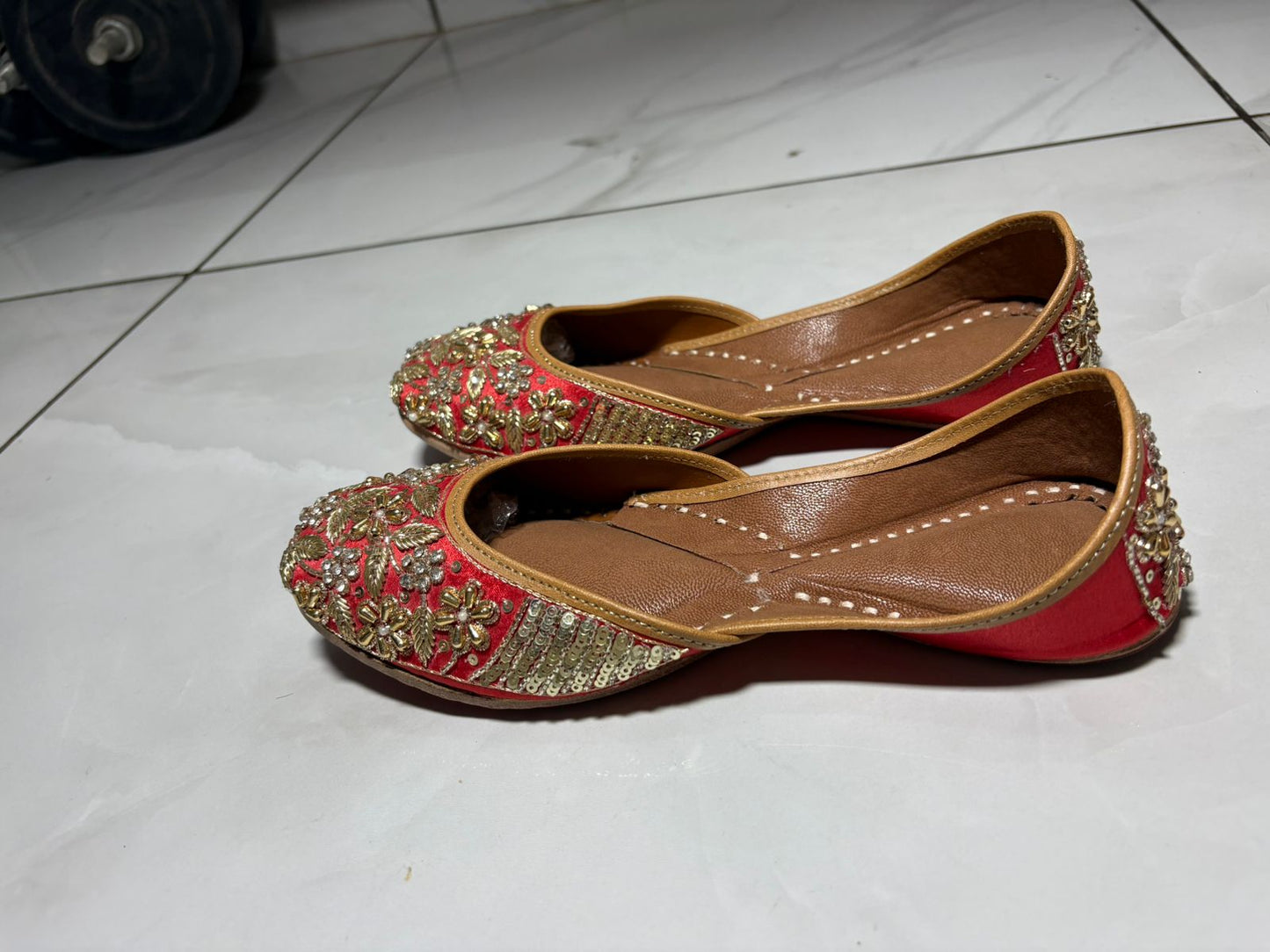 Red Bridal Embroidered Punjabi Juttis