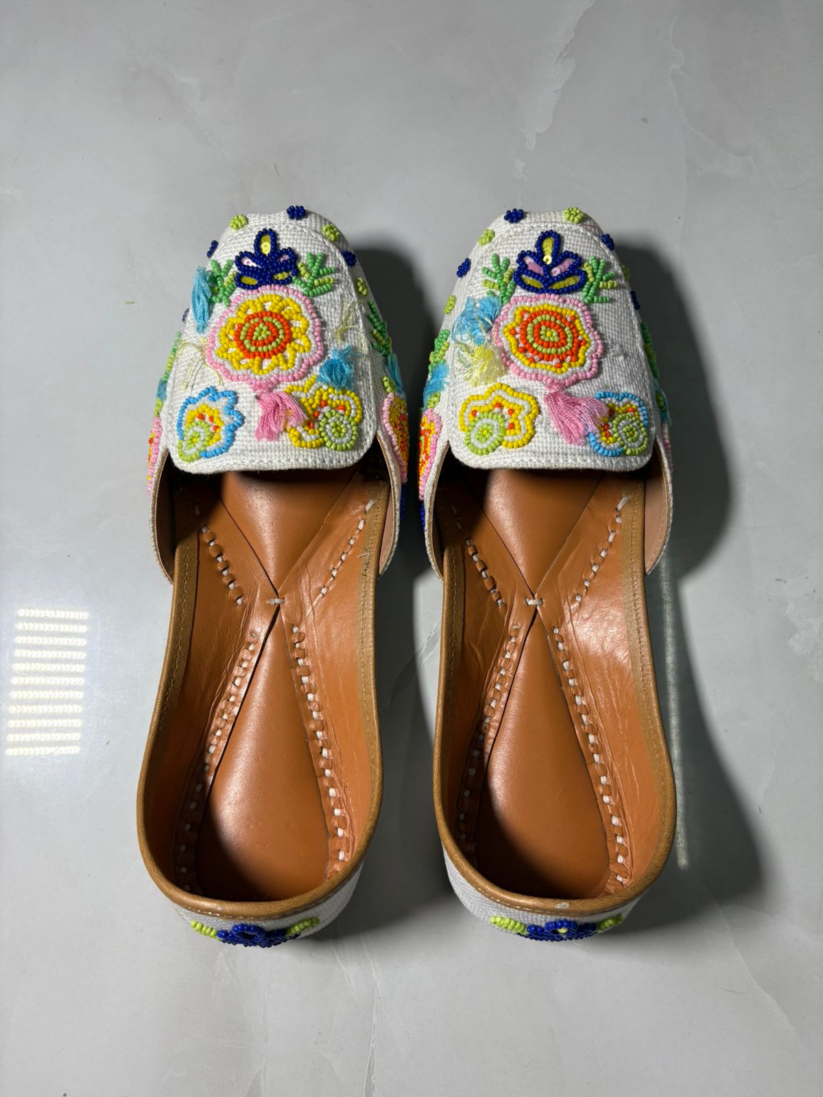 Multicolor Hand-Beaded White Floral Juttis