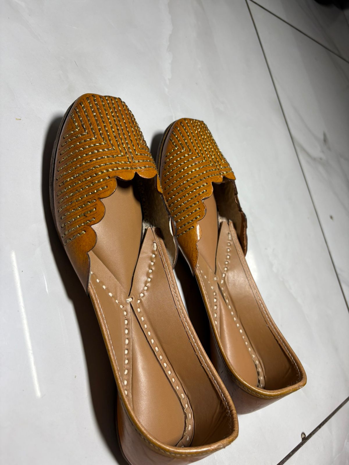 Classic Tan Scallop-Edge Juttis with Hand Bead Detailing